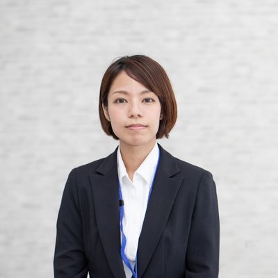 フロント 佐藤